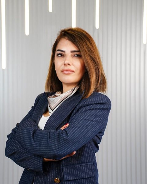 Betül Evin